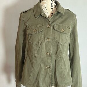 Torrid Utility Jacket in Olive New with tags. Med/ Large 10